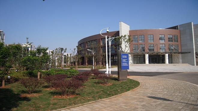 湖北華工高理采購日標(biāo)綜合淋雨試驗(yàn)箱一臺